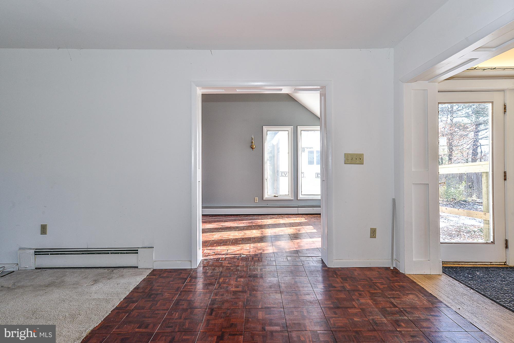 10121 Glenmere Road Fairfax, VA 22032 - Photo 17 of 30 Interior (General)
