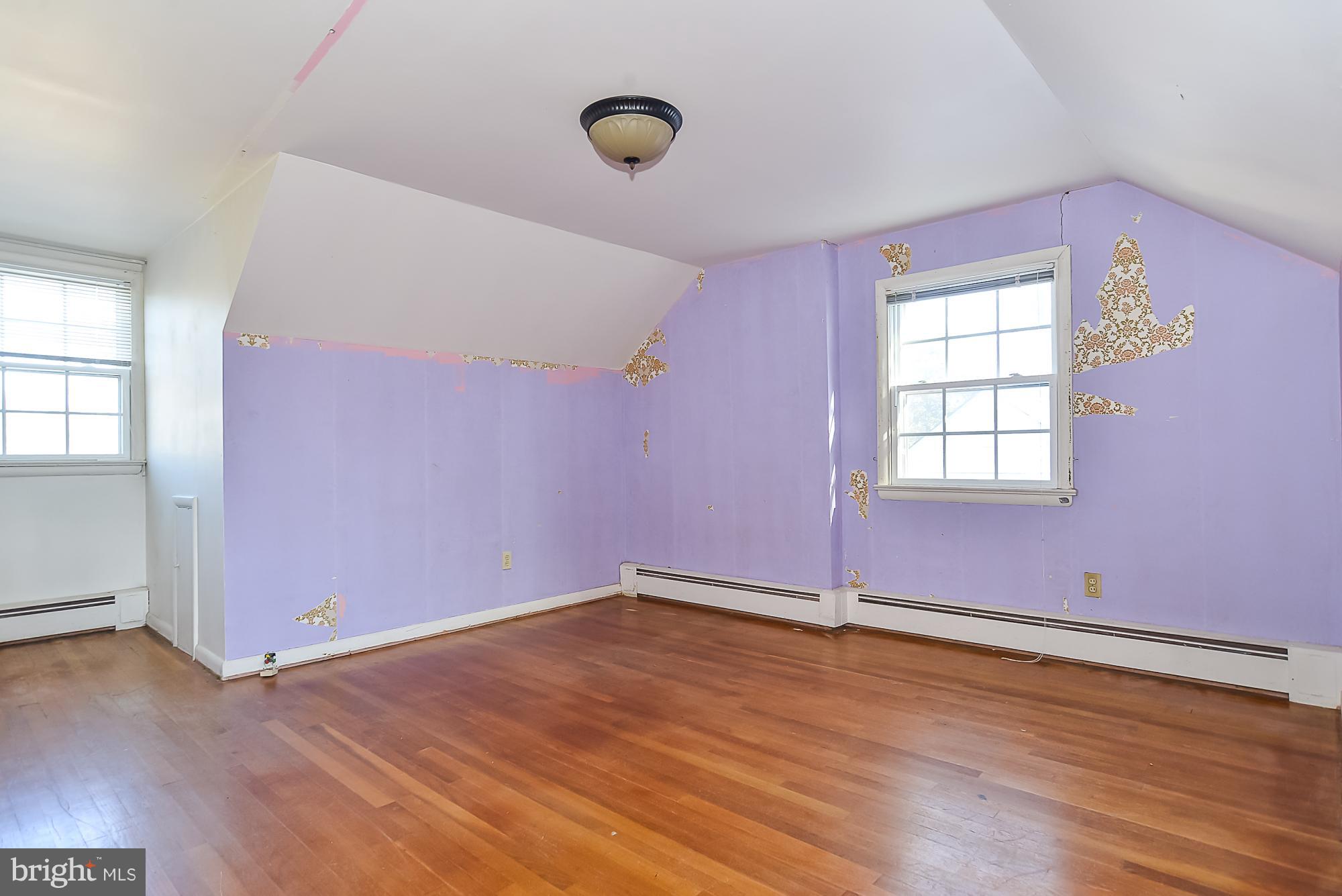 10121 Glenmere Road Fairfax, VA 22032 - Photo 20 of 30 Bedroom