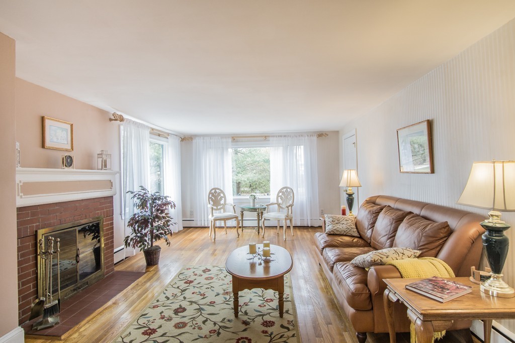 81 Argilla Road Andover, MA 01810 - Photo 3 of 30 Gallery Image 3
