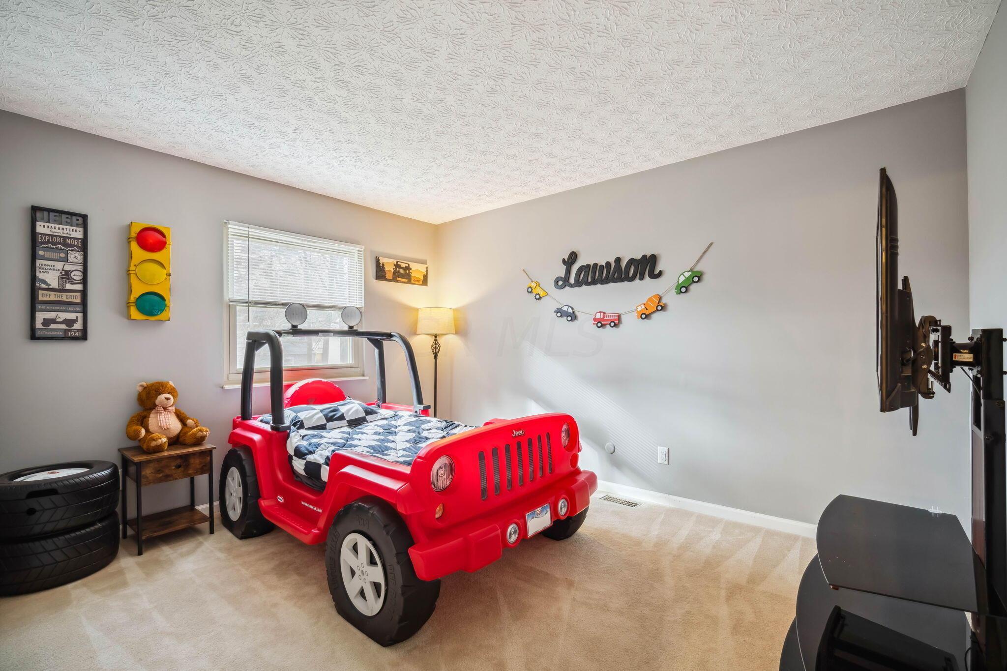 277 Rimbey Avenue Columbus, OH 43230 - Photo 32 of 51 Second Bed rm#1