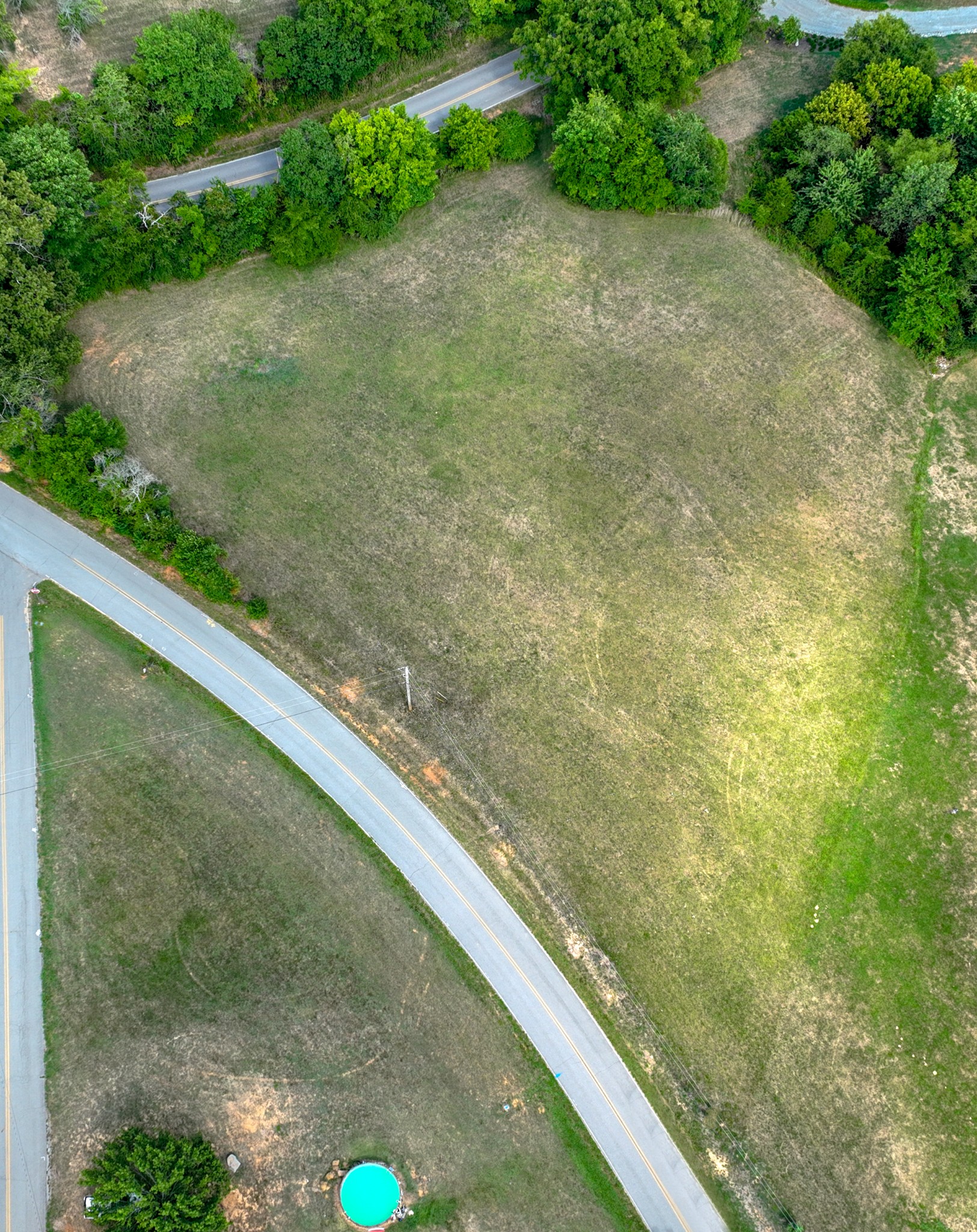 1275 Bagwell Road Clarksville, TN 37043 - Photo 5 of 8 Gallery Image 5