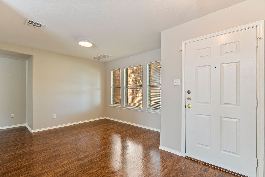 1209 Apollo Circle Round Rock, TX 78664 - Photo 4 of 23