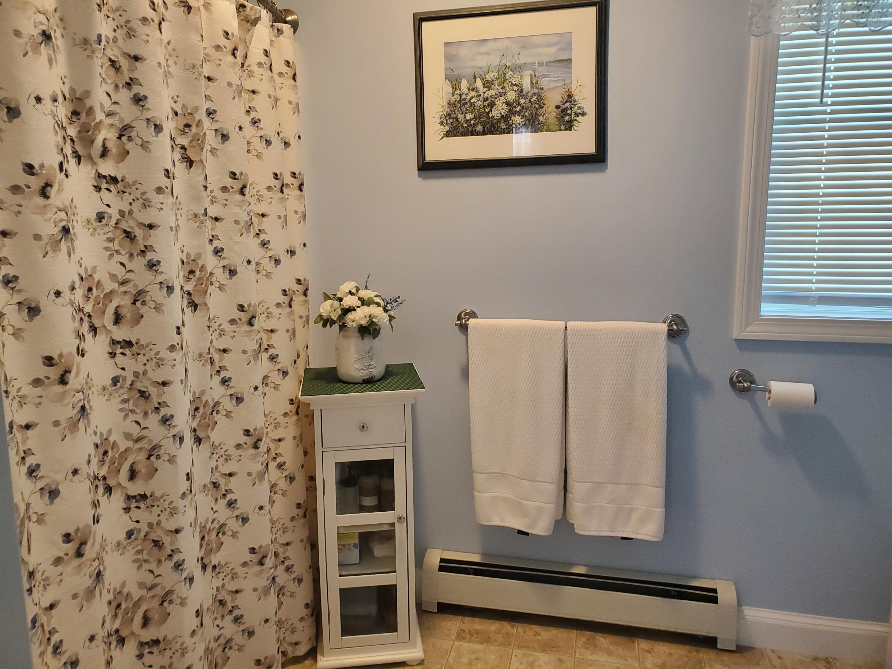86 Tapley Road Buxton, ME 04093 - Photo 24 of 38 20260910_122115
