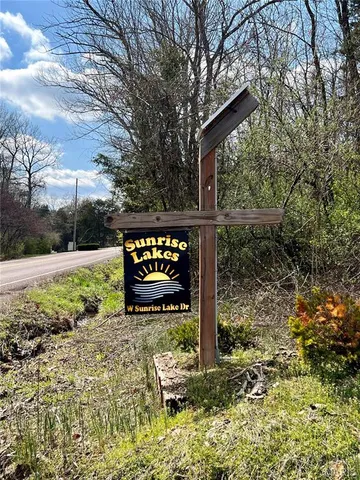 $5,500 | 13569 East Sunrise Lake Drive, De Soto, MO 63020