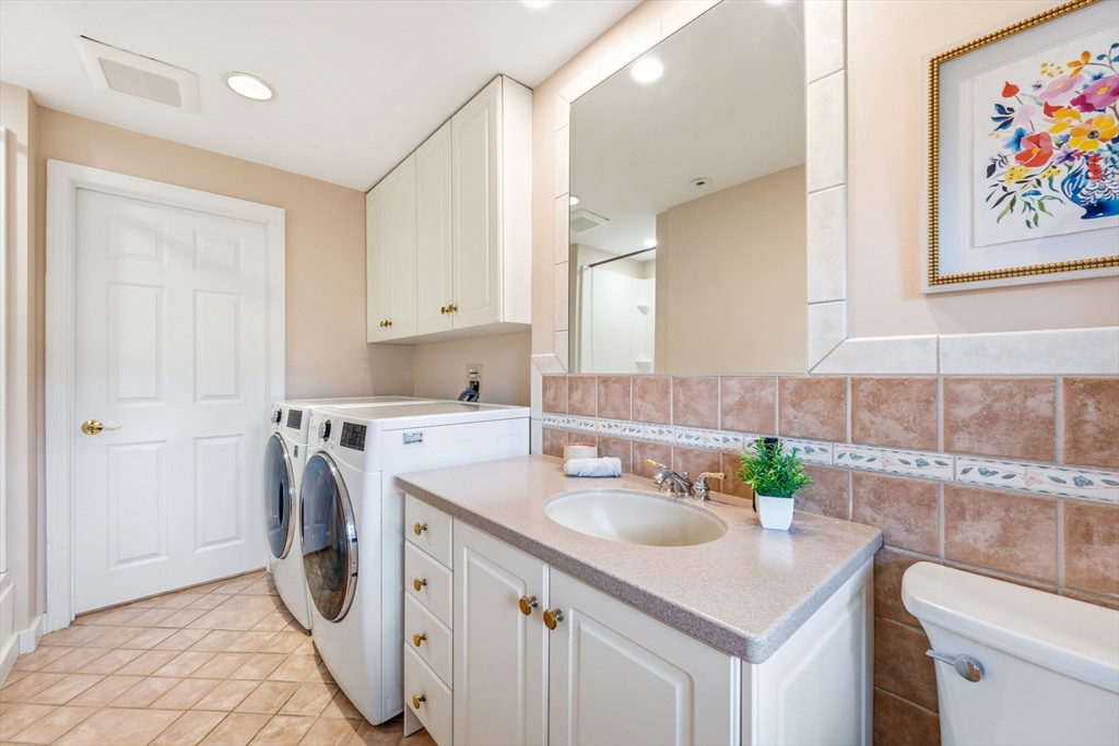 4 Antrim Road Peabody, MA 01960 - Photo 33 of 42