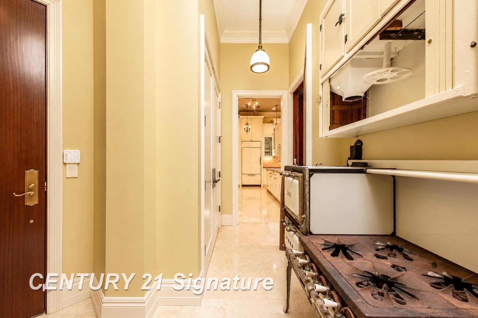 1111 North Water Street Bay City, MI 48708 - Photo 22 of 71 50213767-9d0f869d-653b-442c-ac20-f863dcdb6544.JPG