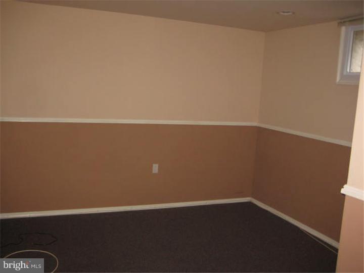 36 London Road Burlington, NJ 08016 - Photo 11 of 15 Gallery Image 11