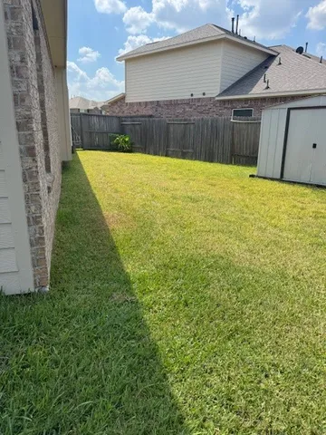 $1,900 | 32706 Oak Heights Lane, Brookshire, TX 77423