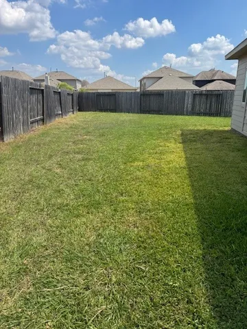 $1,900 | 32706 Oak Heights Lane, Brookshire, TX 77423