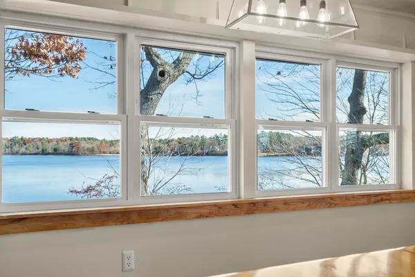 $599,900 | 553 Monponsett Street, Halifax, MA 02338