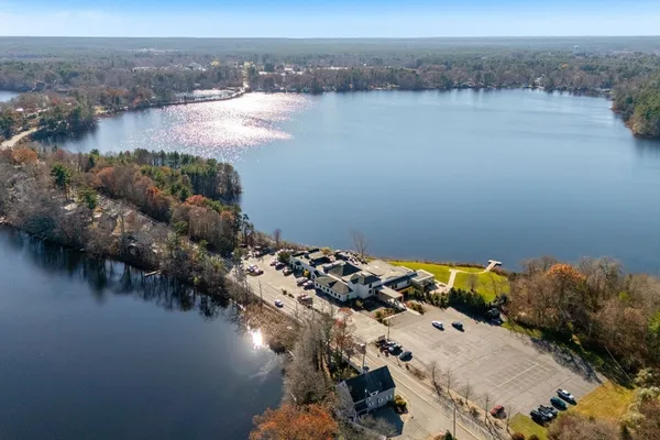 $599,900 | 553 Monponsett Street, Halifax, MA 02338