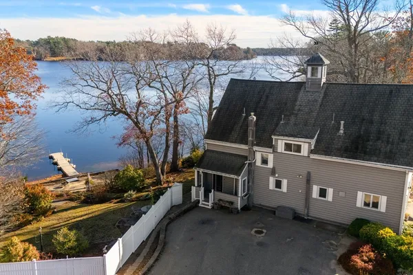 $599,900 | 553 Monponsett Street, Halifax, MA 02338