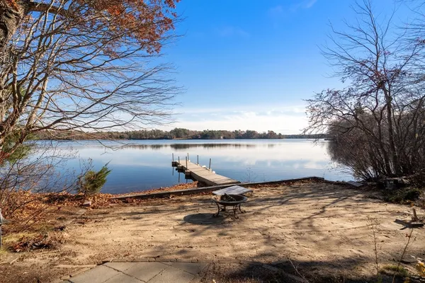 $599,900 | 553 Monponsett Street, Halifax, MA 02338