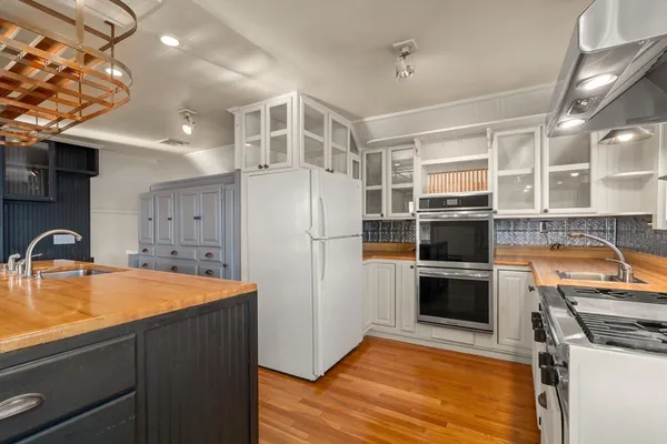 $599,900 | 553 Monponsett Street, Halifax, MA 02338