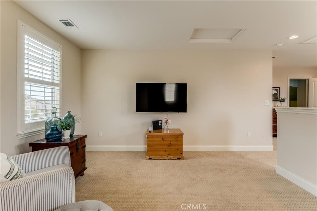 1176 Spring Azure Way Nipomo, CA 93444 - Photo 22 of 40 Loft