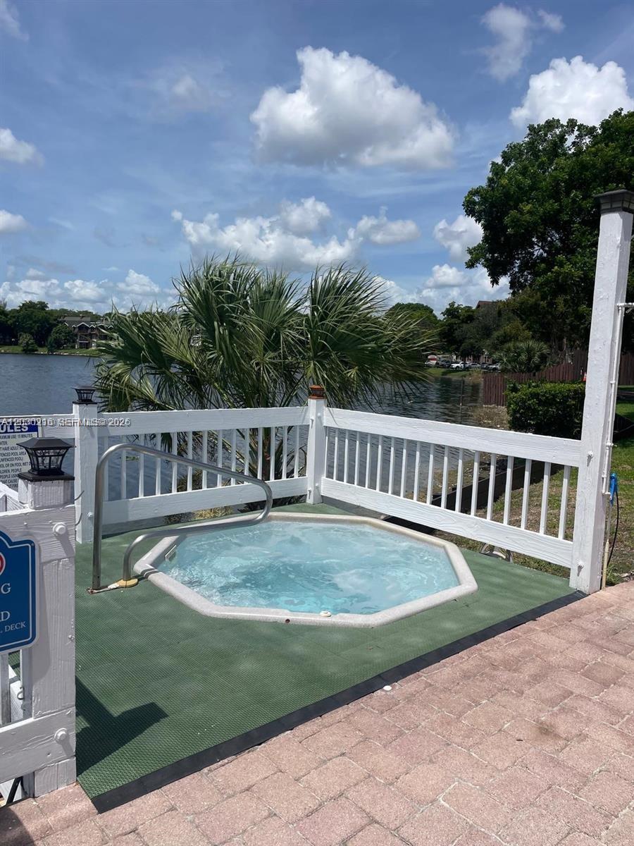 3670 Inverrary Drive, Unit 2M Lauderhill, FL 33319 - Photo 21 of 24