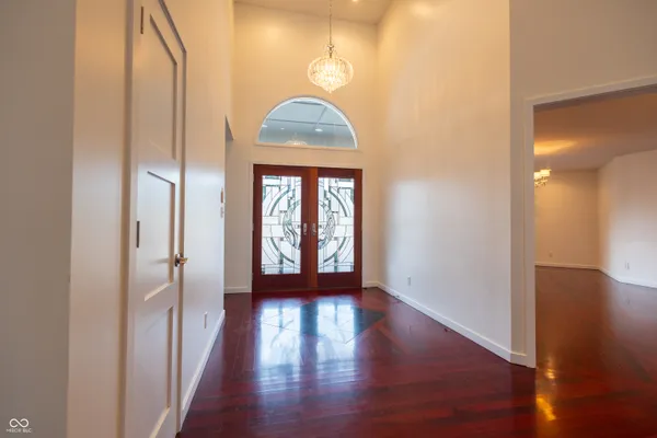 $794,300 | 1550 East Pointe Club Drive, Bloomington, IN 47401