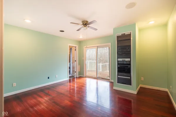 $794,300 | 1550 East Pointe Club Drive, Bloomington, IN 47401