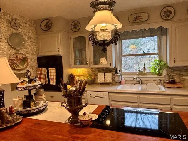 $299,900 | 501 Lovers Lane, Rolla, MO 65401