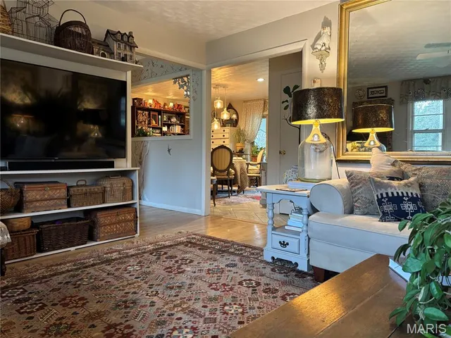 $299,900 | 501 Lovers Lane, Rolla, MO 65401