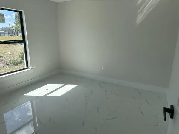 $2,350 | 712 Euston Avenue South, Lehigh Acres, FL 33974
