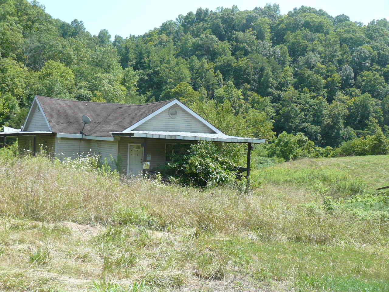1090 Upper Caney Valley Road Tazewell, TN 37879 - Photo 6 of 6 P1370753