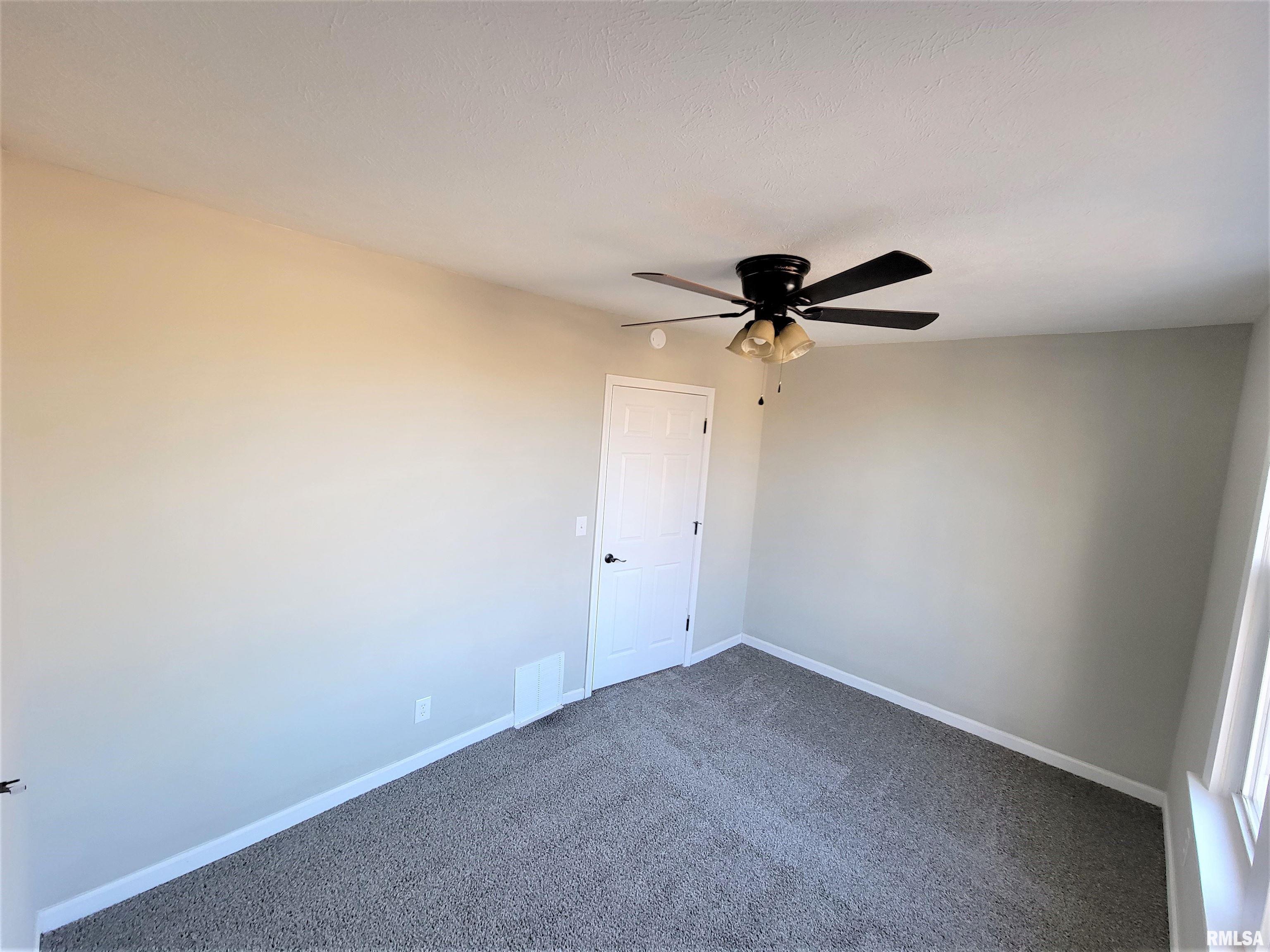 2001 South College Street Springfield, IL 62704 - Photo 11 of 20 Gallery Image 11
