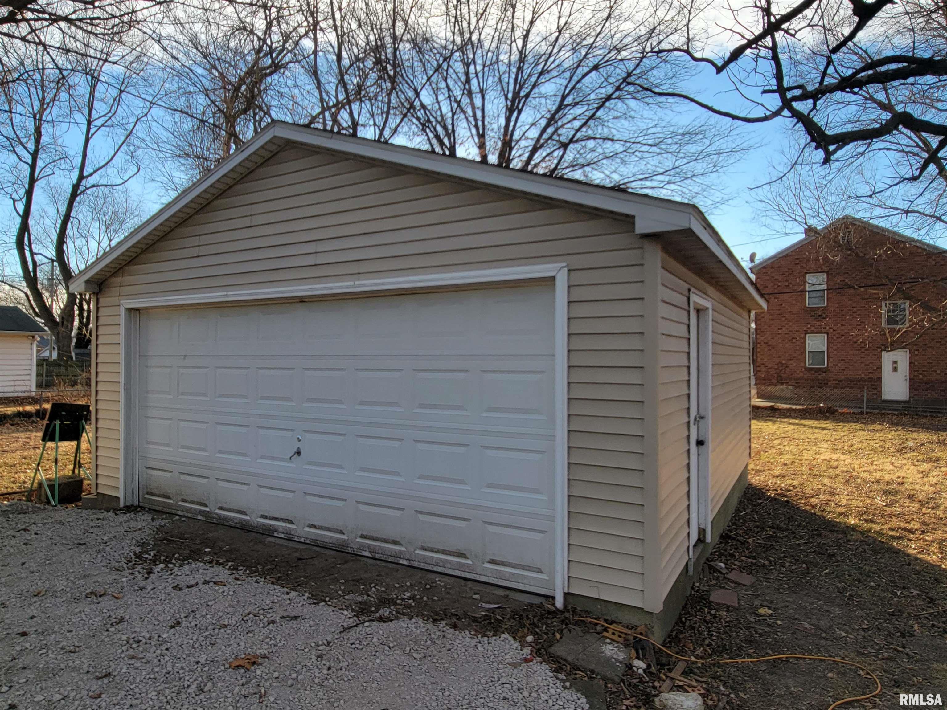 2001 South College Street Springfield, IL 62704 - Photo 18 of 20 Gallery Image 18