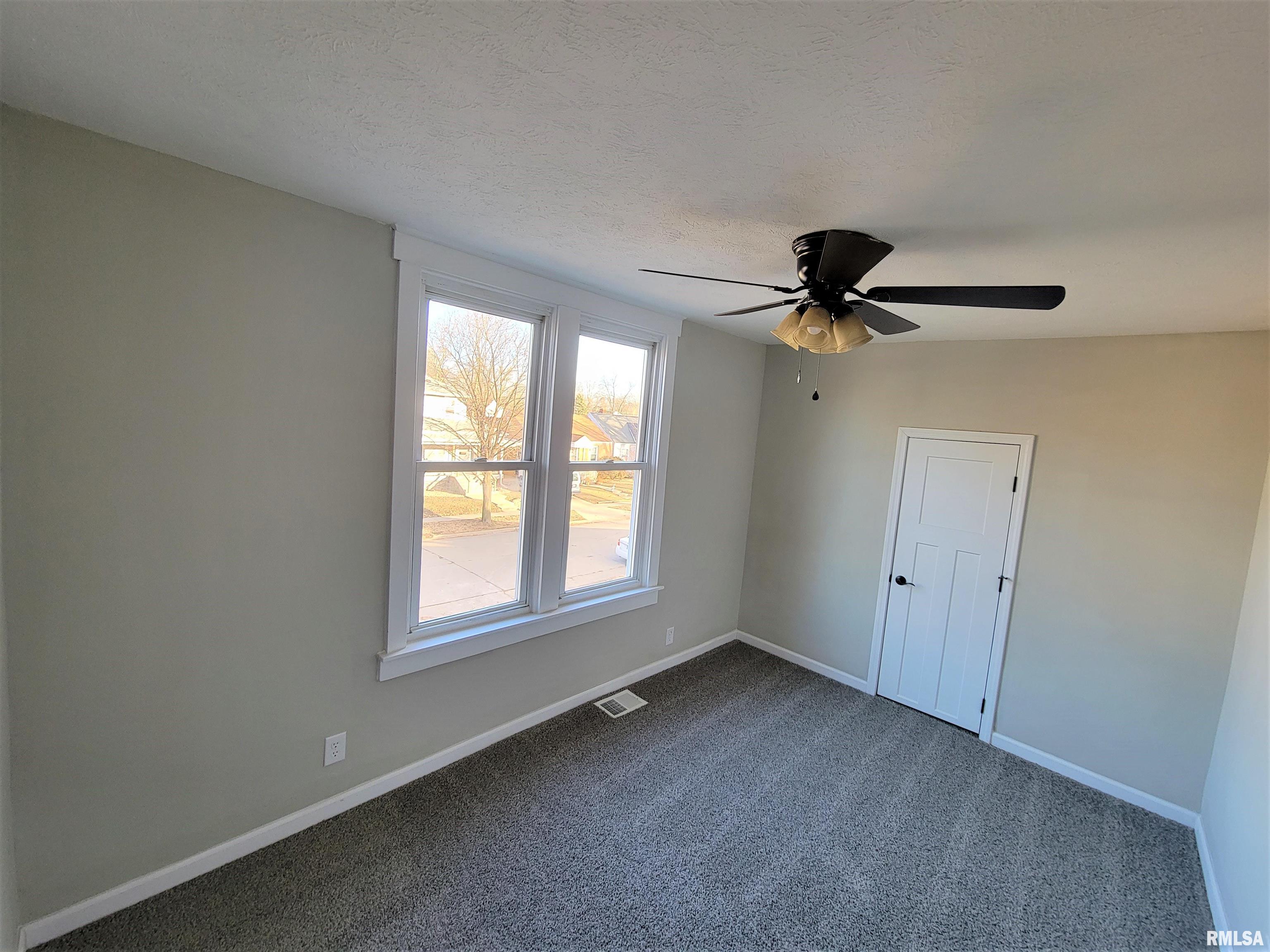 2001 South College Street Springfield, IL 62704 - Photo 10 of 20 Gallery Image 10