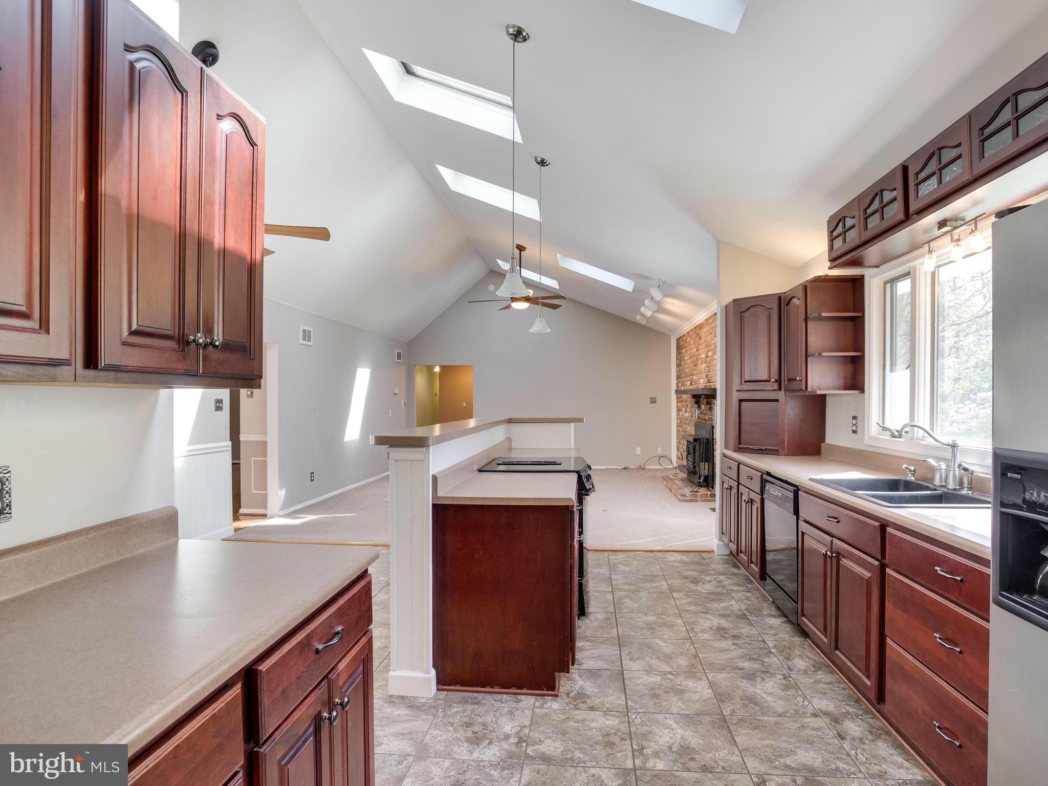3151 Hunting Creek Road Huntingtown, MD 20639 - Photo 8 of 29 Kitchen