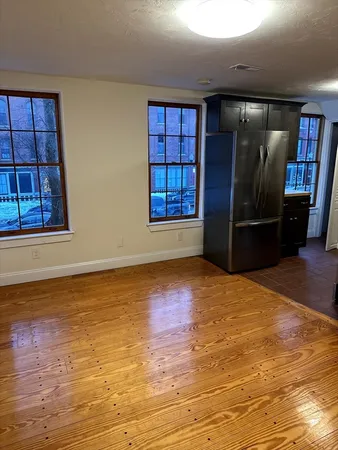$1,400 | 300 Main Street, Unit 1, Southbridge, MA 01550