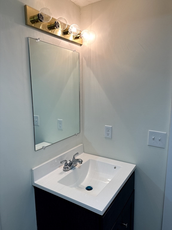 300 Main Street, Unit 1 Southbridge, MA 01550 - Photo 4 of 6