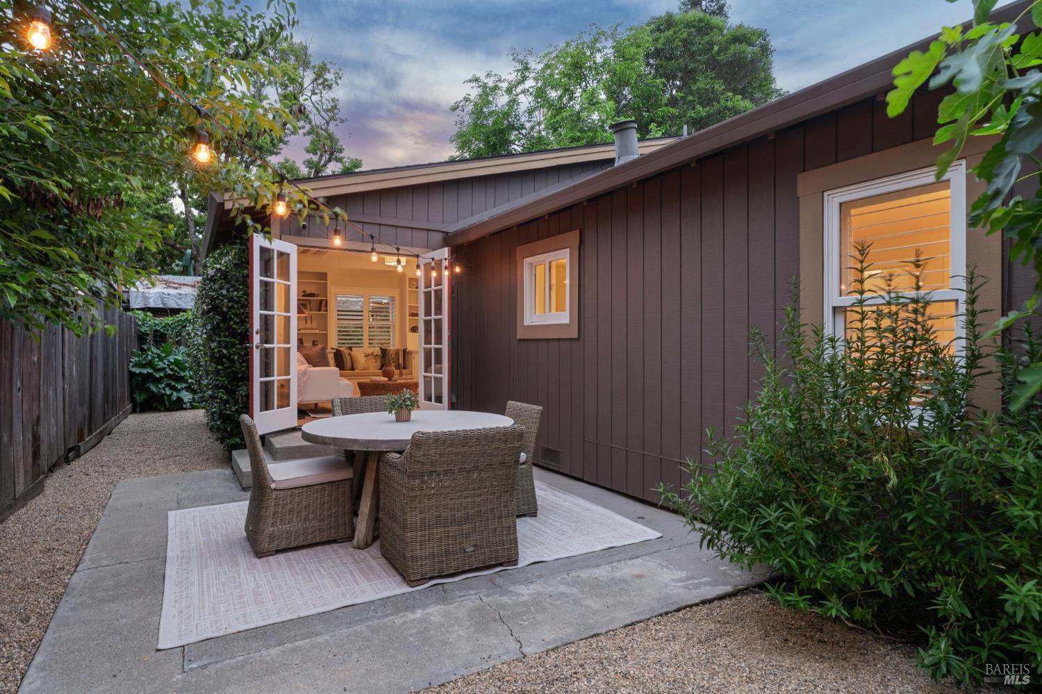 236 Powell Avenue Healdsburg, CA 95448 - Photo 28 of 34