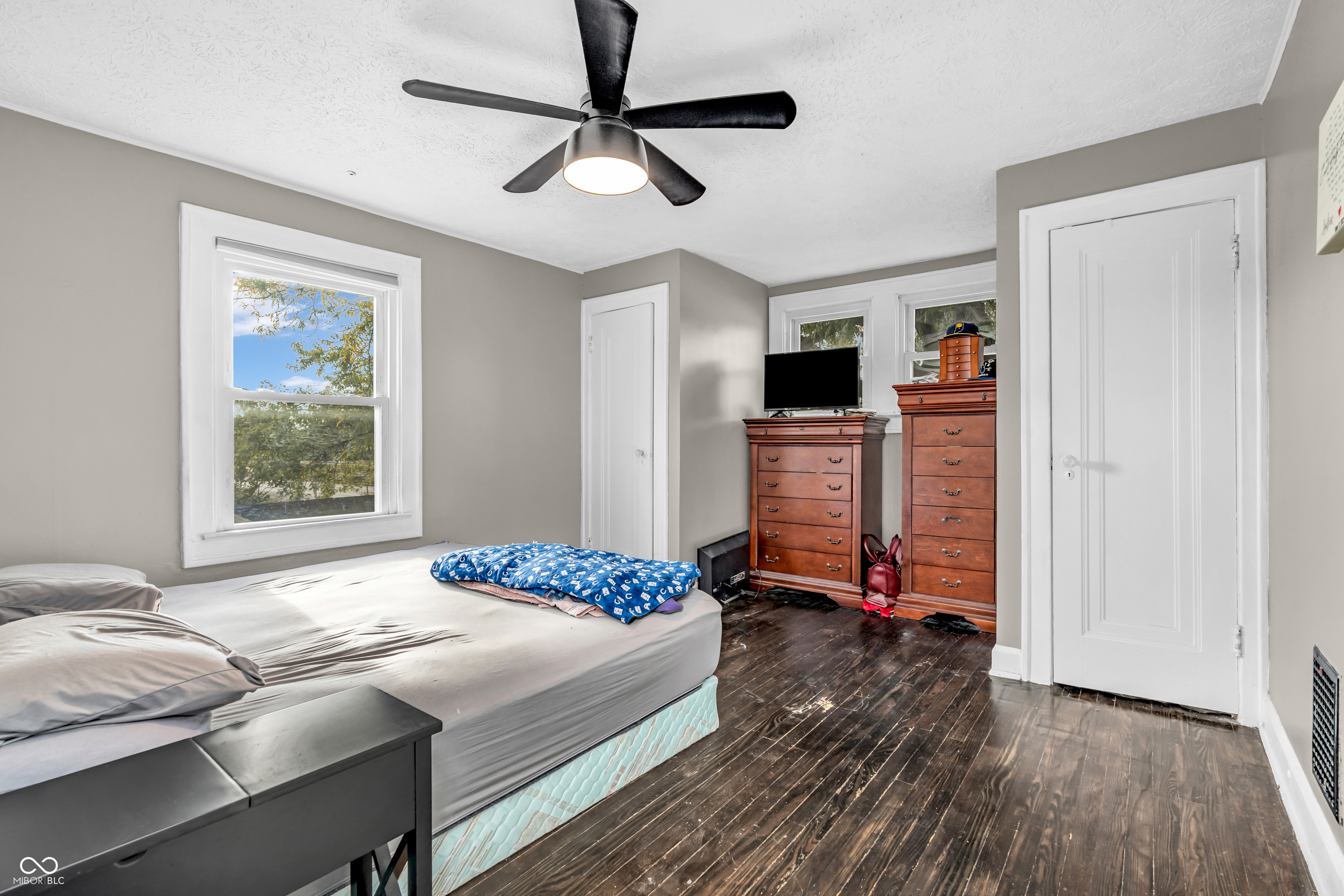 5210 Crawfordsville Road Indianapolis, IN 46224 - Photo 17 of 35