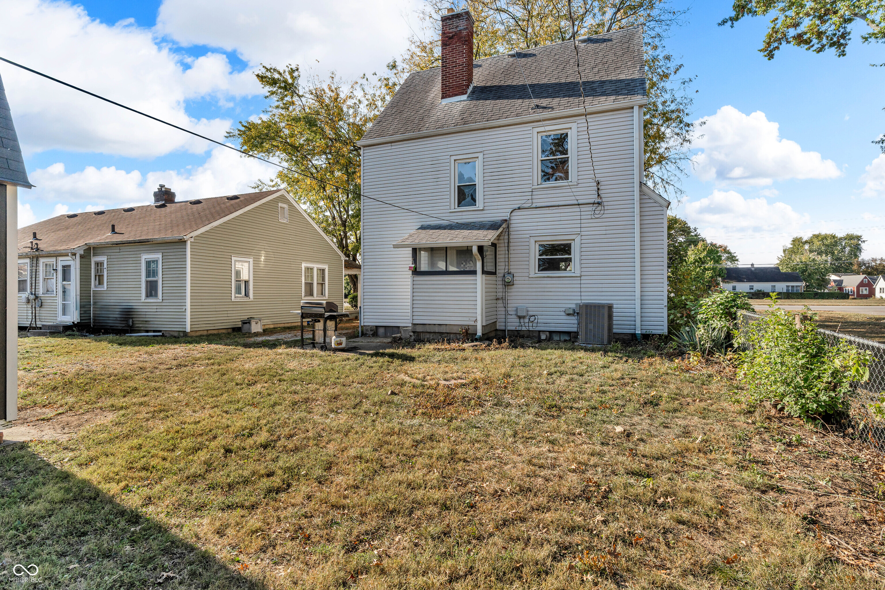 5210 Crawfordsville Road Indianapolis, IN 46224 - Photo 32 of 35