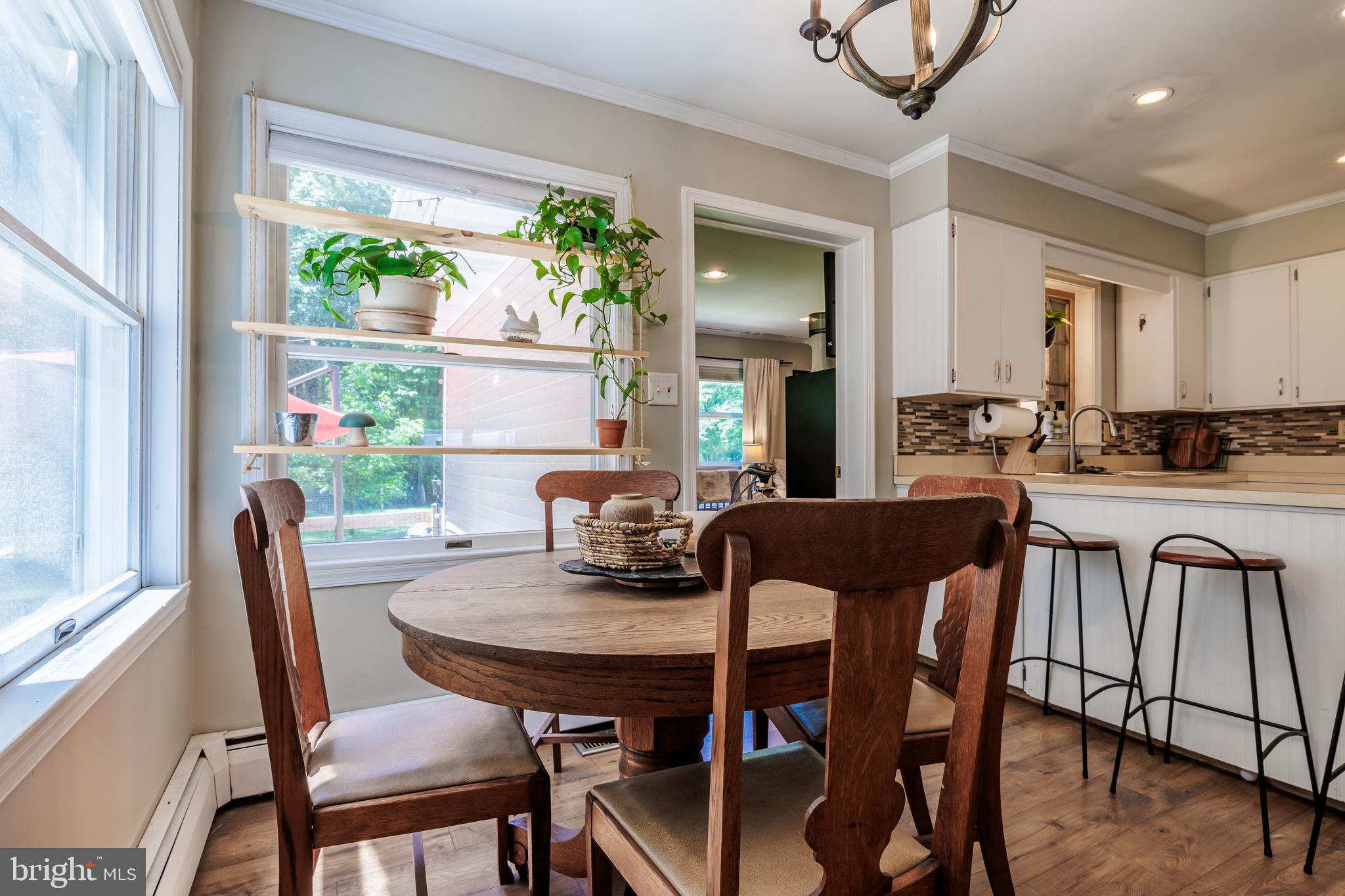 11275 Central Avenue Ridgely, MD 21660 - Photo 14 of 46 Dining Area