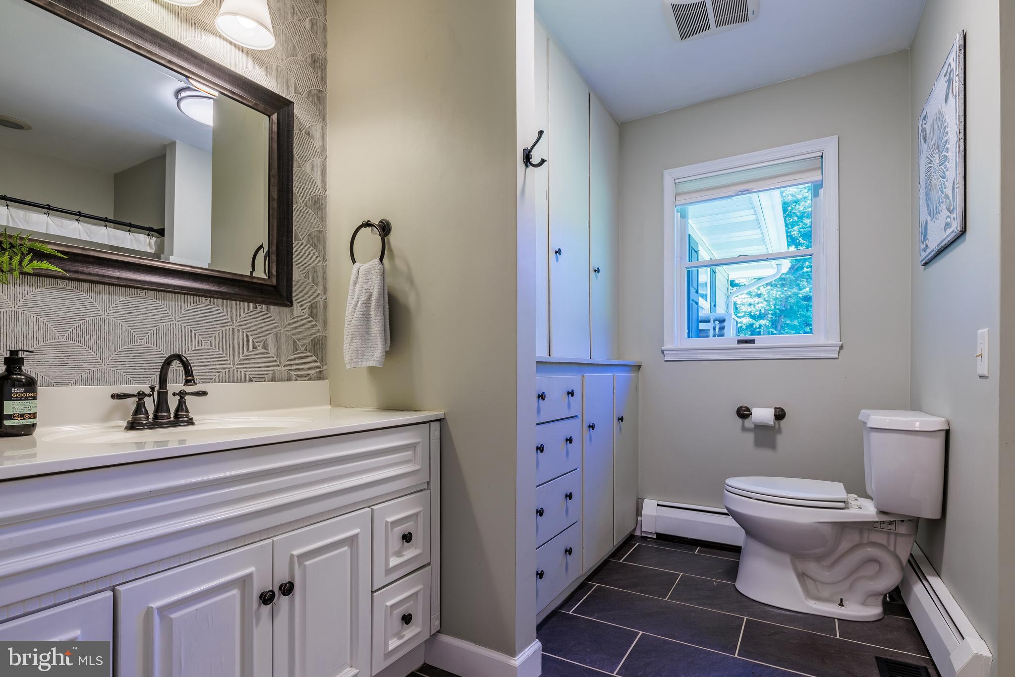 11275 Central Avenue Ridgely, MD 21660 - Photo 18 of 46 Full Bathroom