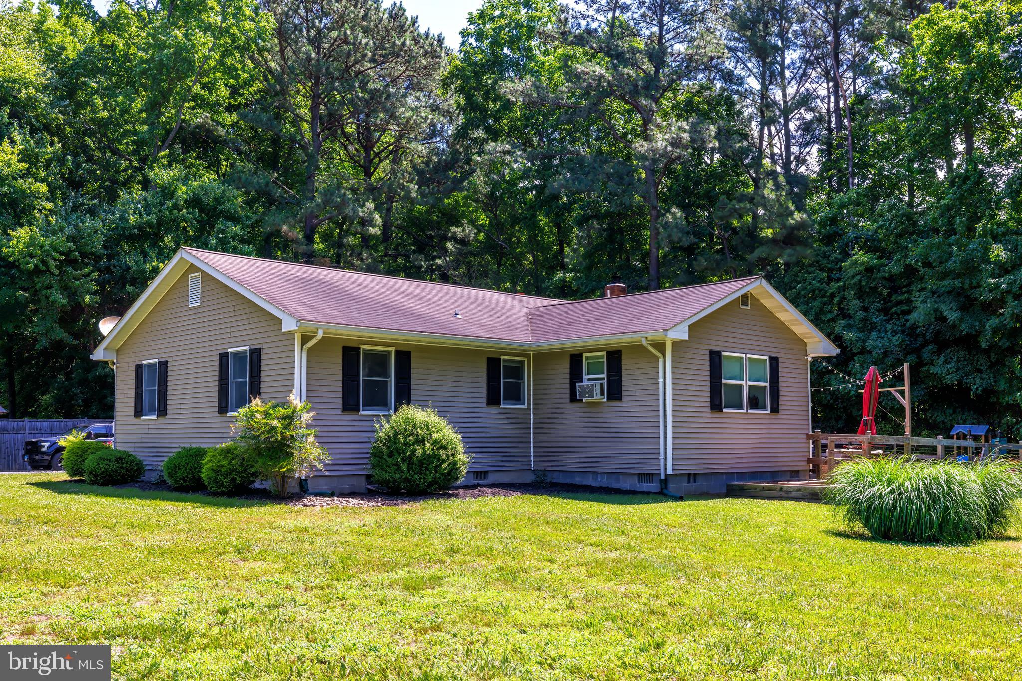 11275 Central Avenue Ridgely, MD 21660 - Photo 2 of 46 Welcome Home!