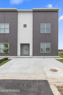 $265,000 | 211 Firethorn Drive, Youngsville, LA 70592