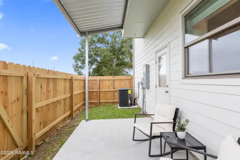 $265,000 | 211 Firethorn Drive, Youngsville, LA 70592