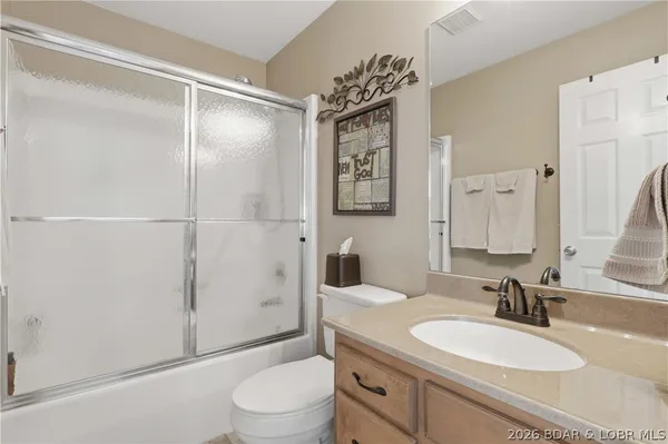 $1,199,000 | 231 Ridgewood Drive, Lake Ozark, MO 65049