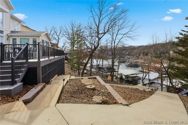 $1,199,000 | 231 Ridgewood Drive, Lake Ozark, MO 65049