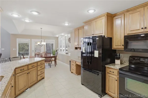 $1,199,000 | 231 Ridgewood Drive, Lake Ozark, MO 65049