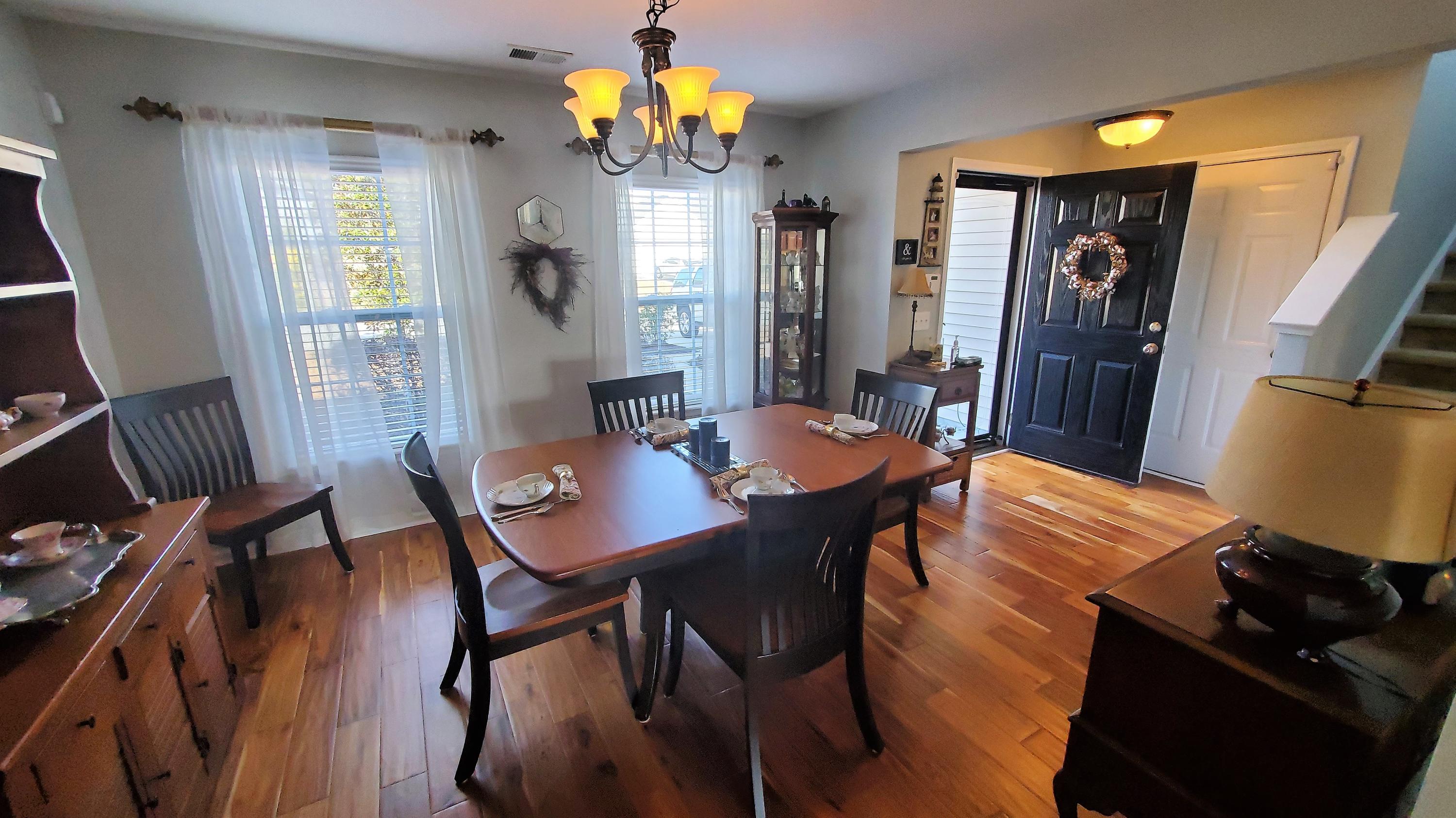115 Decatur Drive Summerville, SC 29486 - Photo 31 of 40 dining2