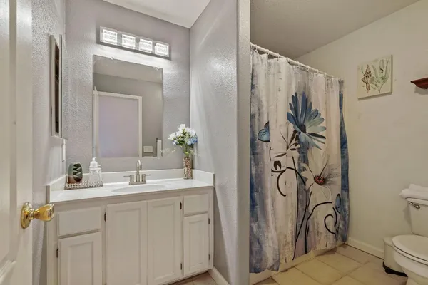 $560,000 | 2708 Winged Foot Way, Modesto, CA 95355