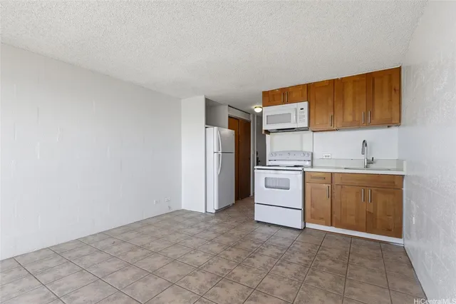 $195,000 | 85-175 Farrington Highway, Unit A404, Waianae, HI 96792