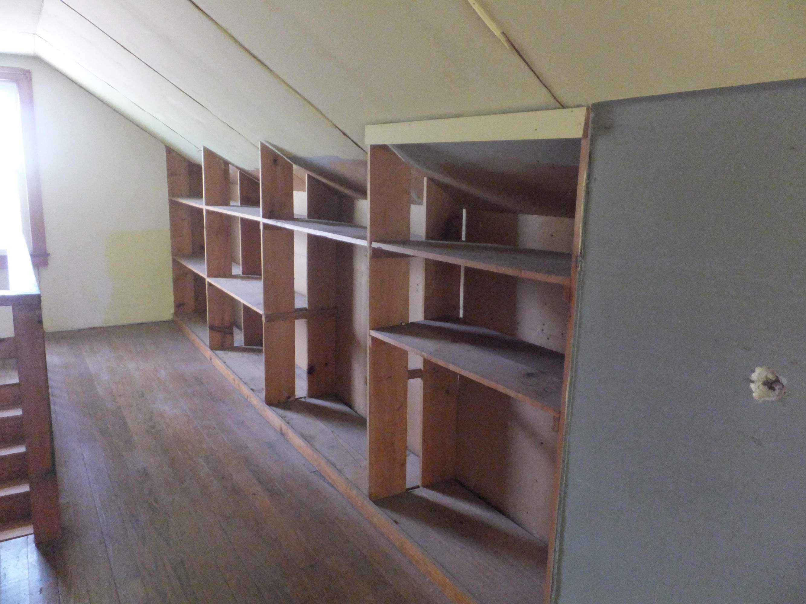 6600 Ridgeview Road Knoxville, TN 37918 - Photo 14 of 32 tons of Storage
