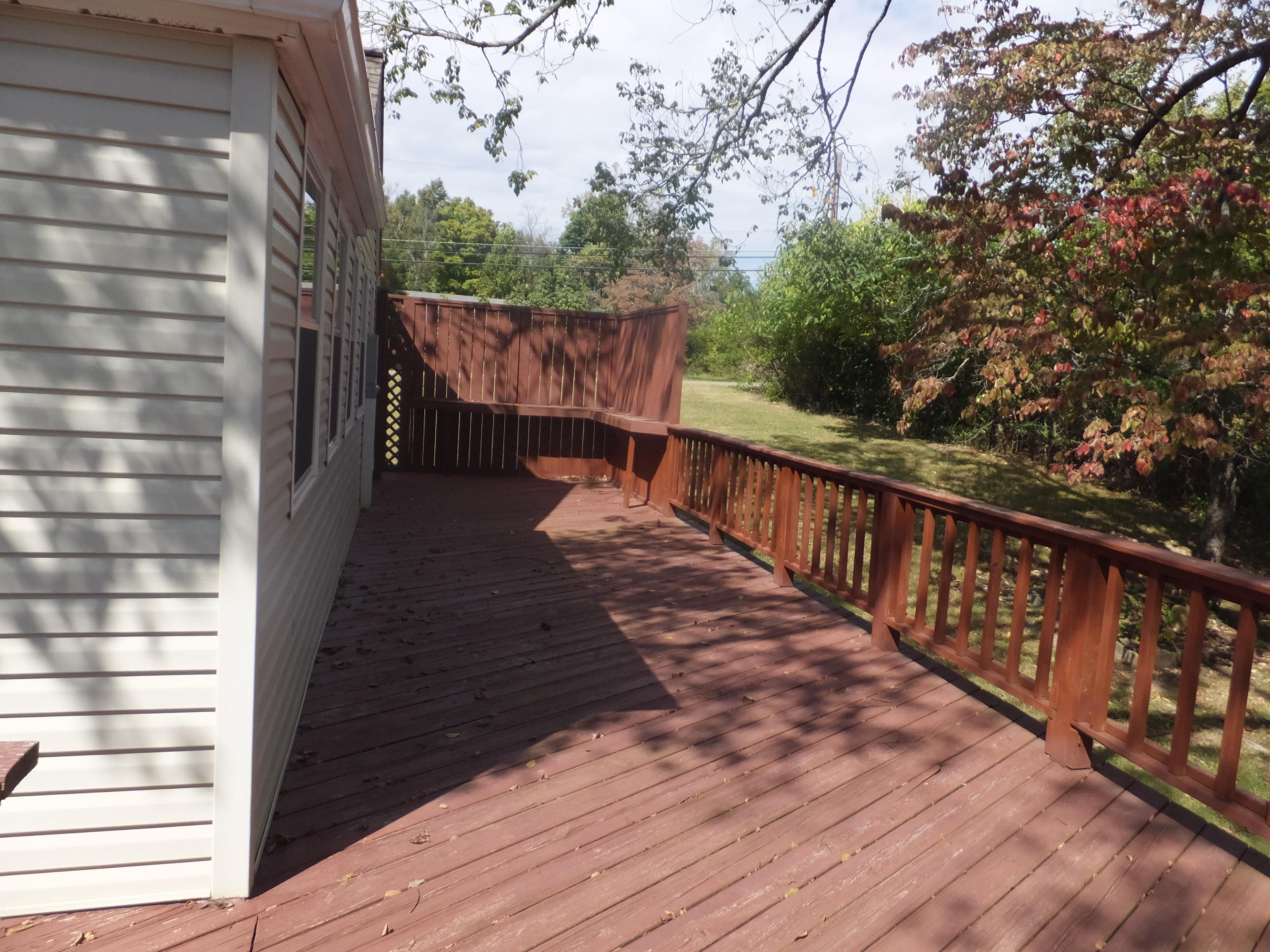 6600 Ridgeview Road Knoxville, TN 37918 - Photo 19 of 32 Decking