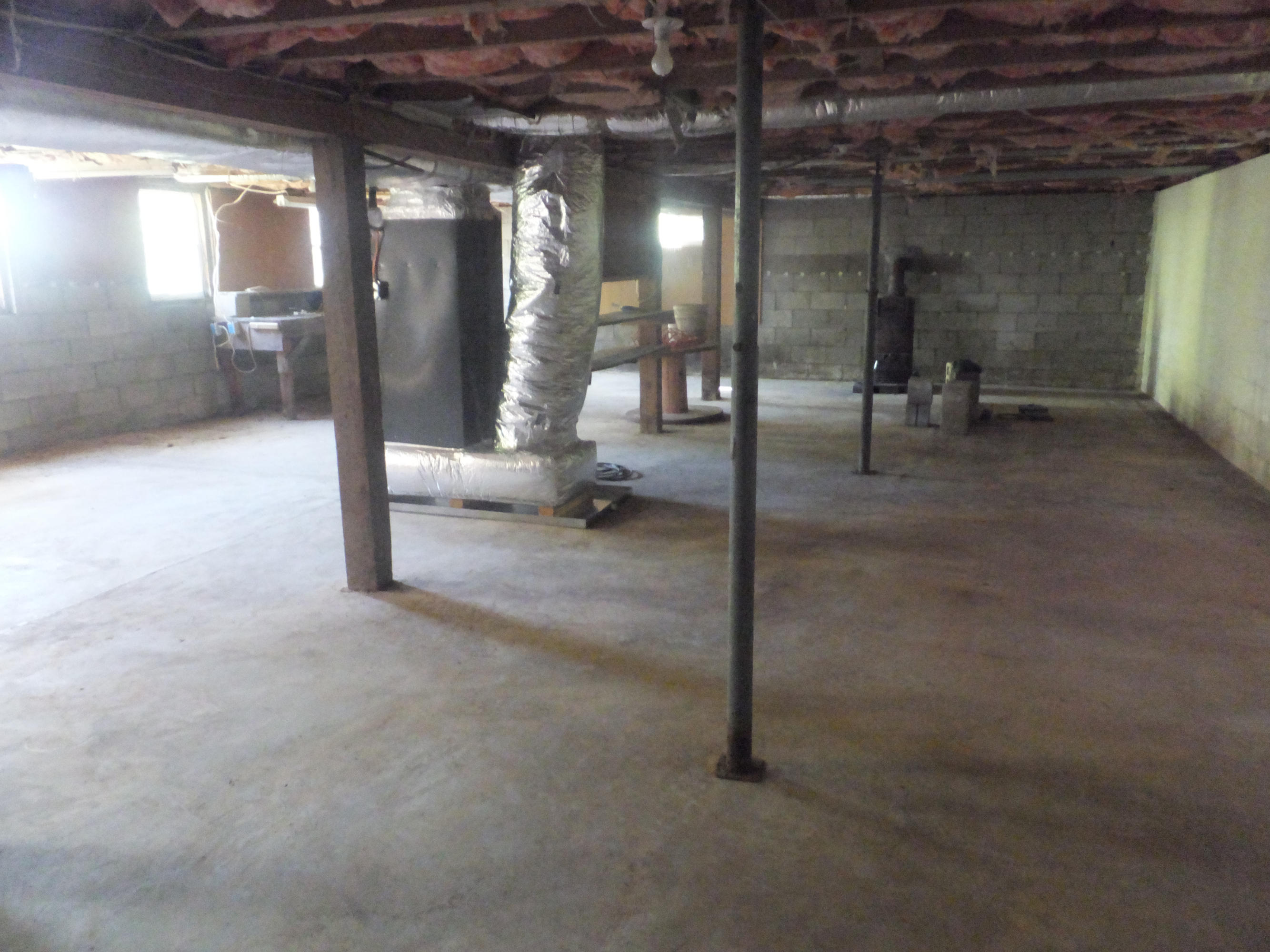 6600 Ridgeview Road Knoxville, TN 37918 - Photo 26 of 32 basement view 2