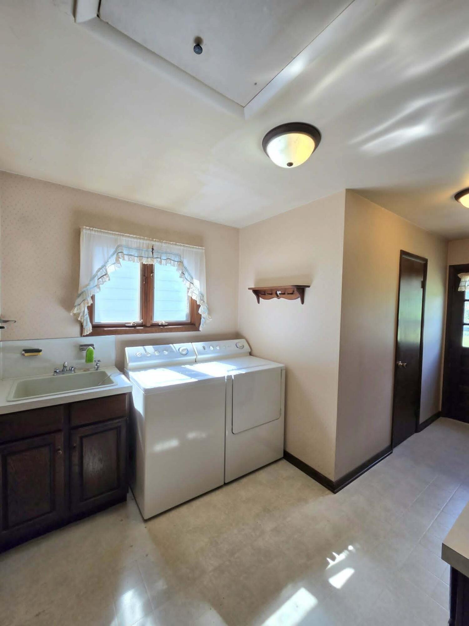 11215 Stoudt Road Muir, MI 48860 - Photo 19 of 40 828bf8df-3c7a-4e9f-9fb6-81e4e760c61a